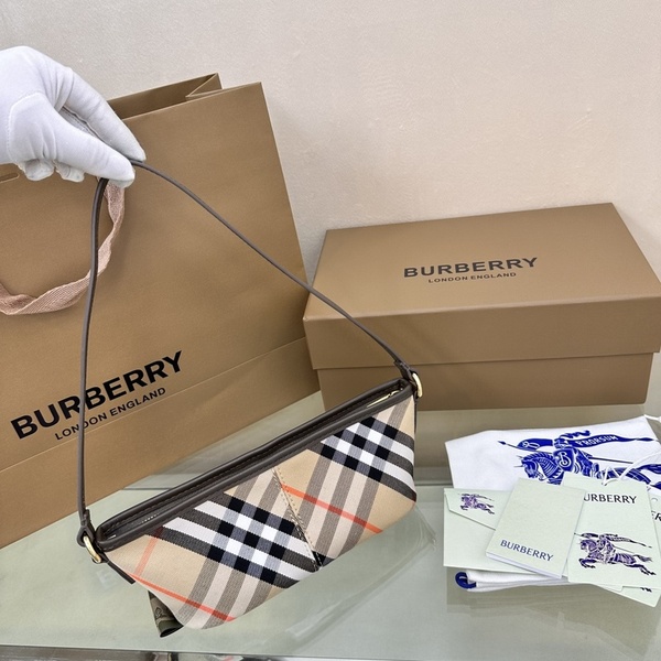 버버리 심플 바게트 숄더백 8095295